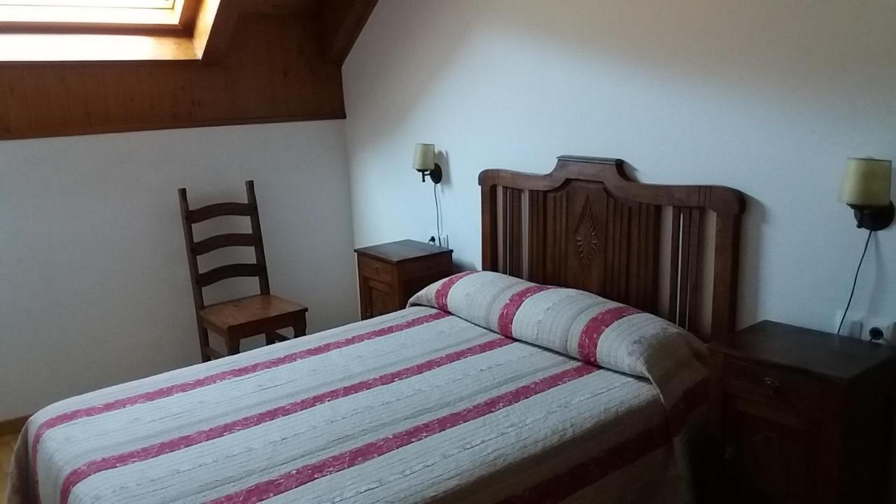 Apartaments Morello Эстерри-д'Анеу Экстерьер фото