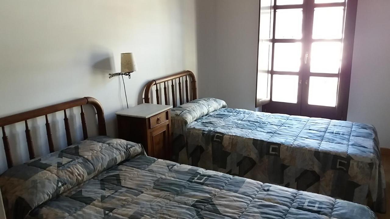 Apartaments Morello Эстерри-д'Анеу Экстерьер фото